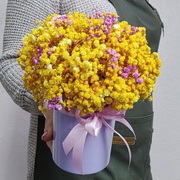 Композиция в шляпной коробке