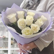 Букет из белых роз