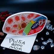 Кольца кальмара с сёмгой в масле