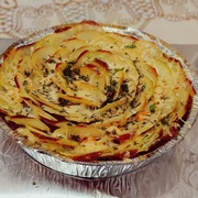 Красивый цветок сырного картофеля