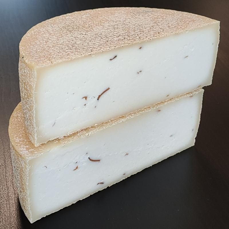 Сыр Крестьянский козий с Трюфелем 