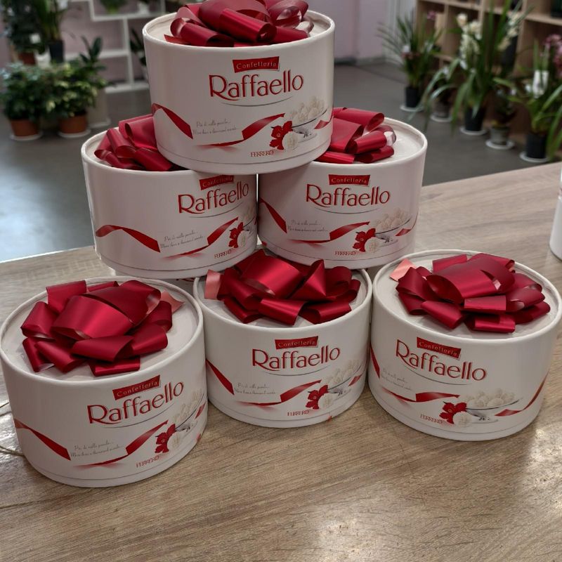 Конфеты Rafaello торт 200гр 