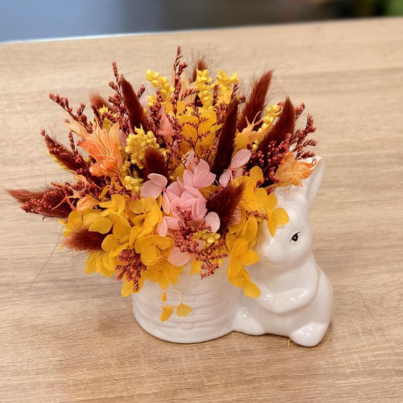 Композиция в керамическом кашпо Зайка 