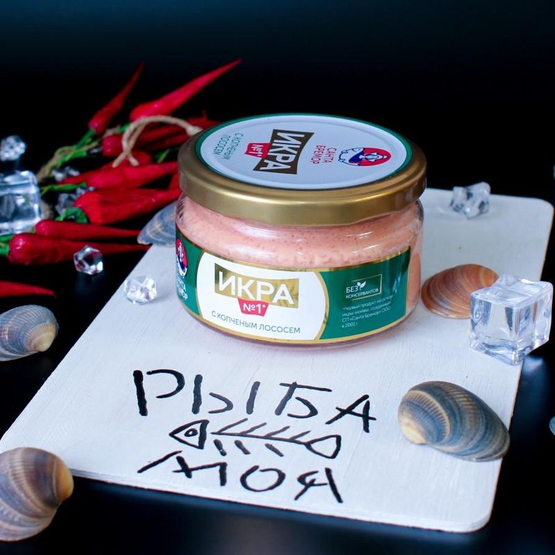 Икра мойвы с копченым лососем Санта Бремор 180 г 