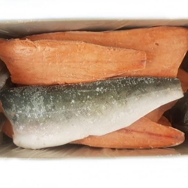 *Филе Кеты на коже* 