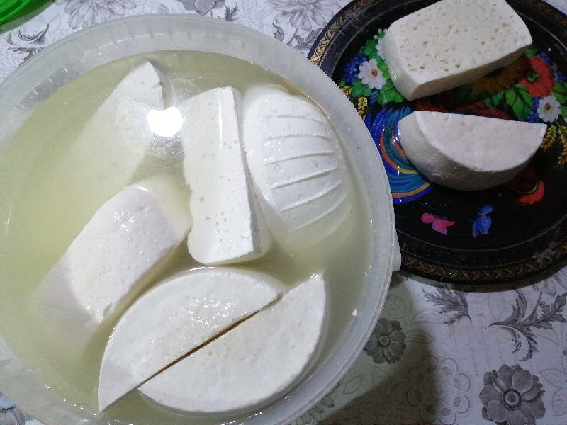 Брынза зрелая, солёная, в рассоле 