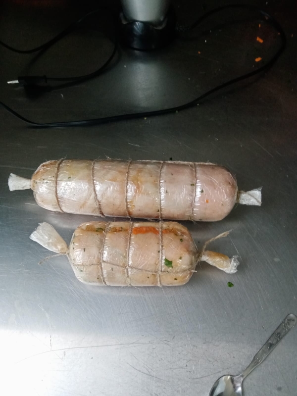 рулет мясной 