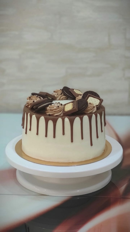 торт "Клубника-лайм" 