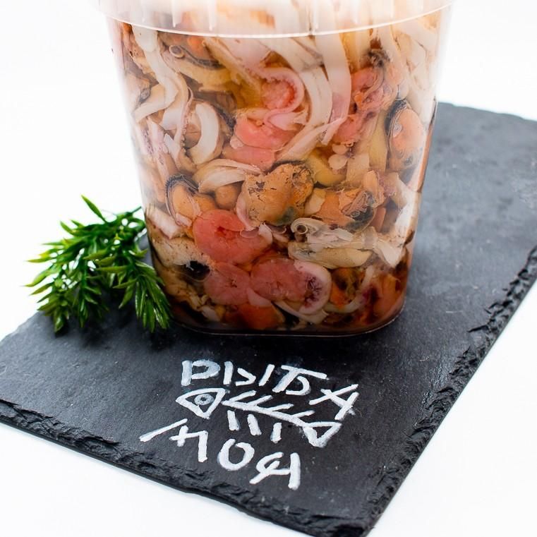 Морской коктейль в масле 1 кг Вкусное море 