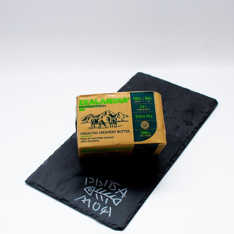 Масло Zealandia Professional 84% 