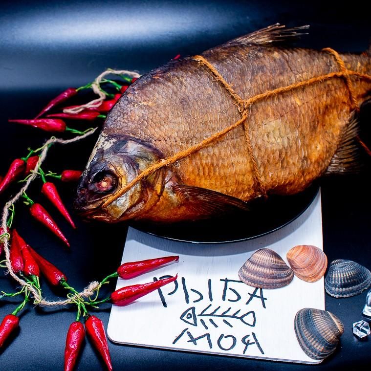 Лещ горячего копчения 