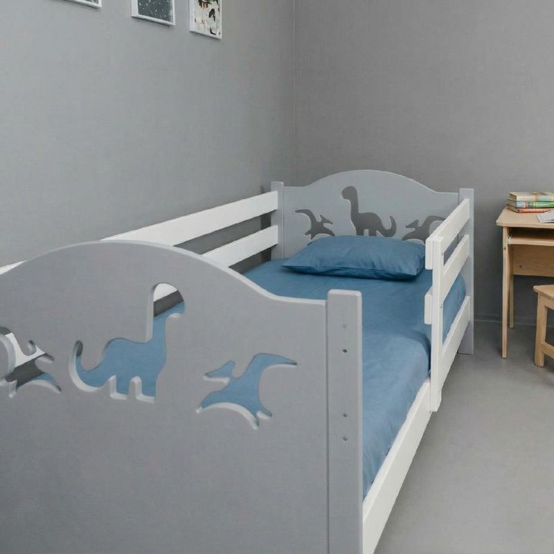 Дино/Бабочка/Звёздочка/Бэтмен 